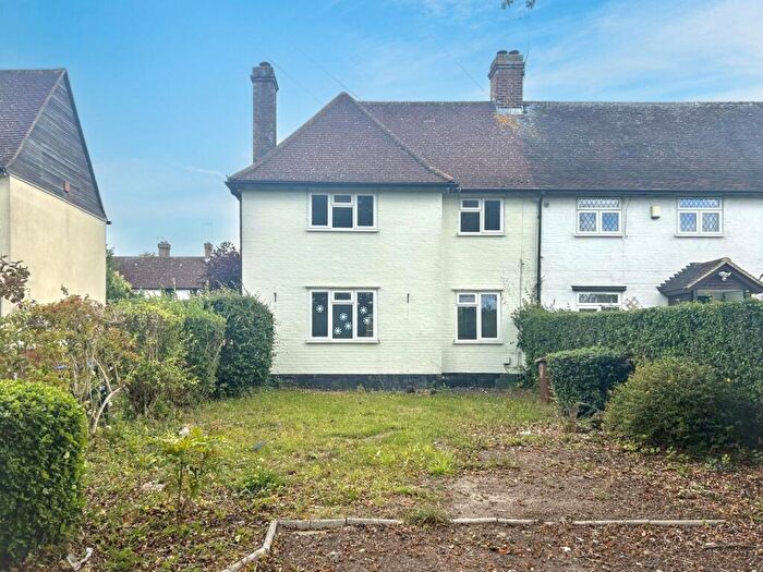 3 Bedroom Semi-Detached House For Sale In Weston Way, Baldock, SG7