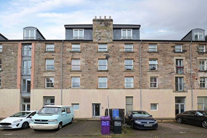 1 Bedroom Flat For Sale In Hermand Crescent, Slateford, Edinburgh, EH11