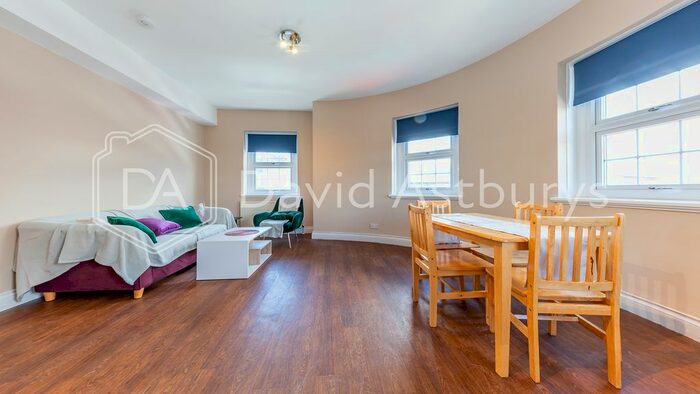 2 Bedroom Flat To Rent In High Road, Wood Green, London, N22
