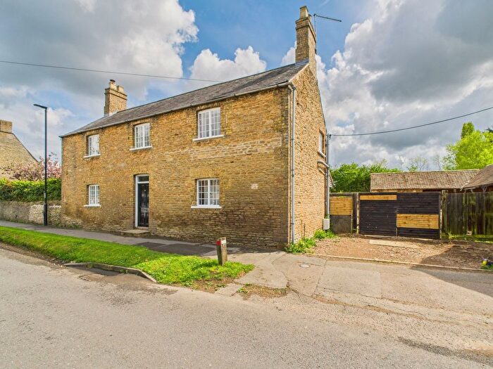 3 Bedroom Detached House To Rent In Cherry Orton Road, Peterborough, PE2