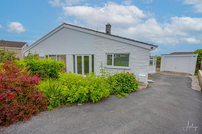 2 Bedroom Semi-Detached Bungalow For Sale In Summerland Park, Upper Killay, Swansea, SA2
