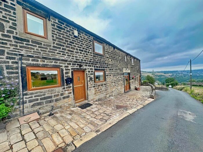 3 Bedroom Semi-Detached House For Sale In Shield Hall Lane, Sowerby, Sowerby Bridge, HX6