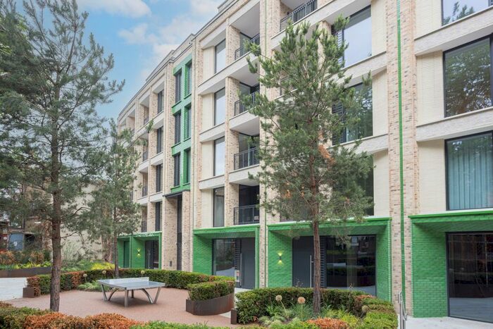 1 Bedroom Flat To Rent In Cluny Mews, Earls Court, SW5