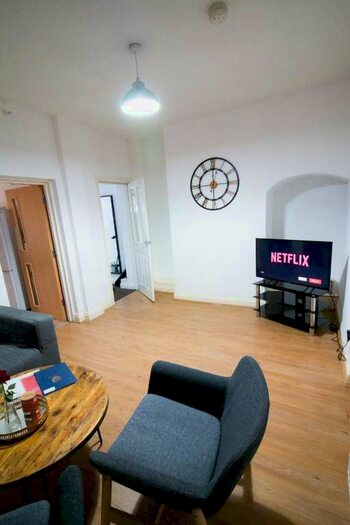 1 Bedroom House To Rent In Far Gosford Street Coventry, CV1