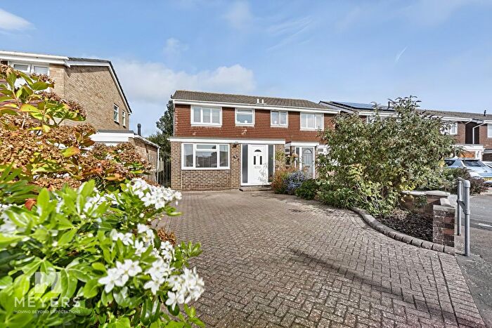 3 Bedroom Semi Detached House For Sale In Villette Close, Christchurch, BH23