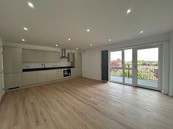 2 Bedroom Property To Rent In Romford, RM6