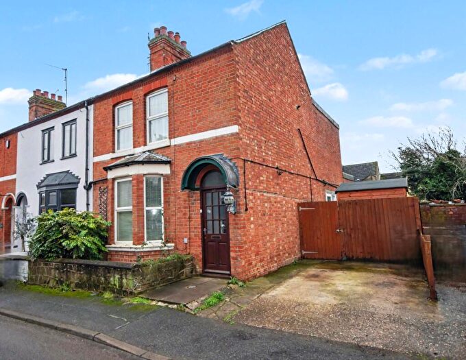 3 Bedroom End Of Terrace House For Sale In Victoria Street, Earls Barton, Northampton, NN6