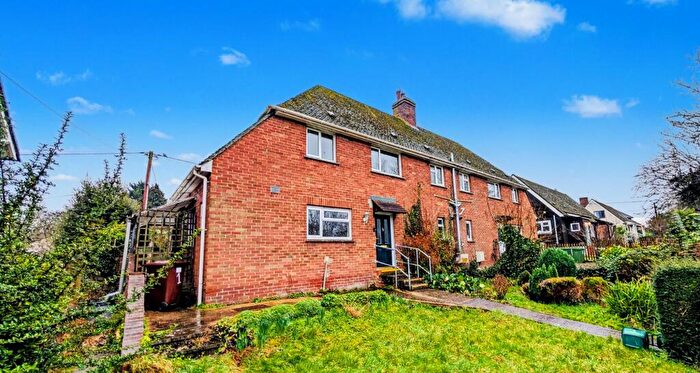 3 Bedroom Semi-Detached House For Sale In Childrey Way, East Challow, OX12