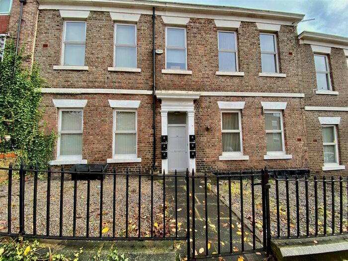 2 Bedroom Flat To Rent In Hawthorn Terrace, Newcastle Upon Tyne, NE4