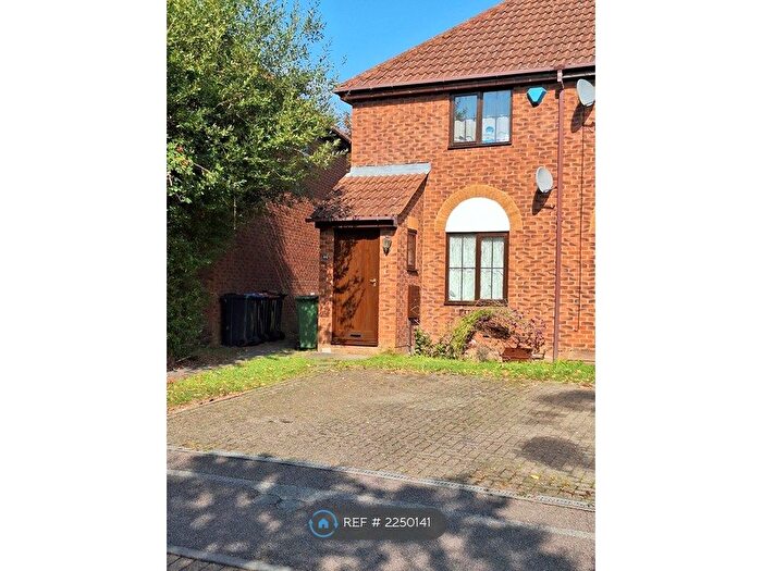 2 Bedroom End Of Terrace House To Rent In Hodder Lane, Emerson Valley, Milton Keynes, MK4