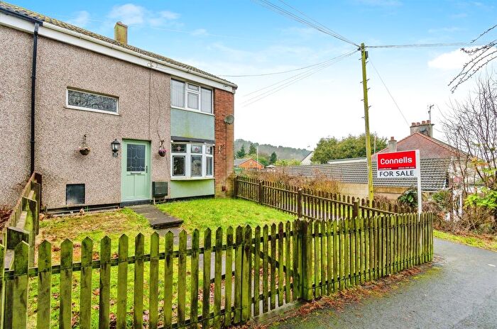 2 Bedroom End Of Terrace House For Sale In Common Walk, Cannock, WS12