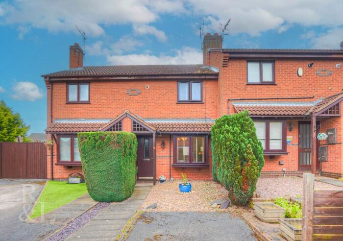 2 Bedroom Town House For Sale In Thorntons Close, Cotgrave, Nottingham, NG12