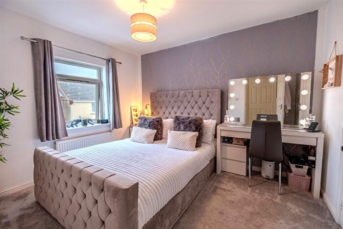 3 Bedroom Terraced House For Sale In Hawkins Way, Helston, TR13