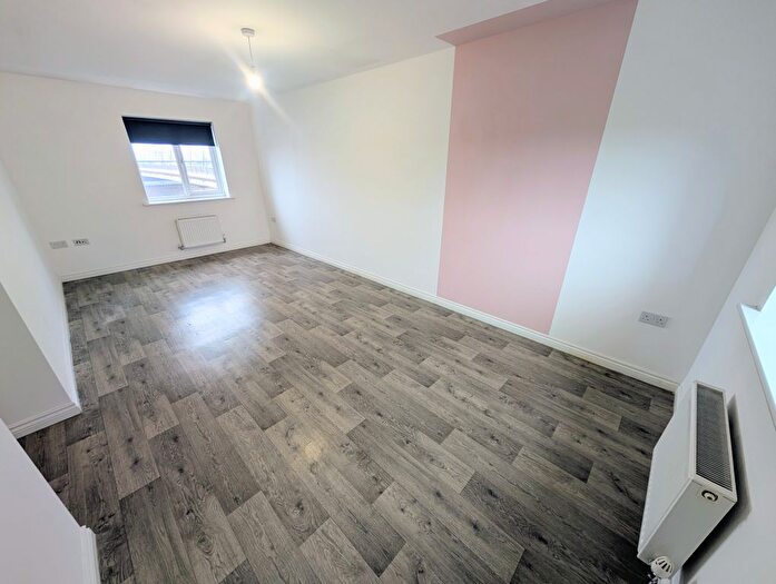 2 Bedroom Flat To Rent In Anderson Grove, Newport, NP19