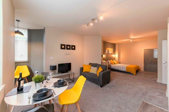 Studio To Rent In Doncaster Gate, Rotherham, S65