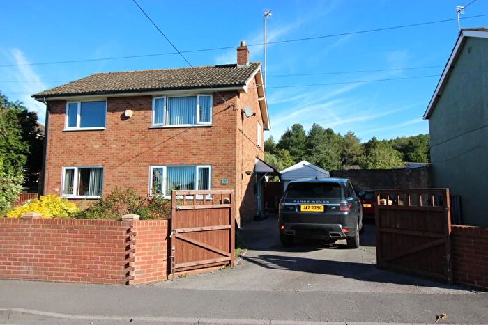 4 Bedroom Detached House To Rent In High Street, Cinderford, GL14