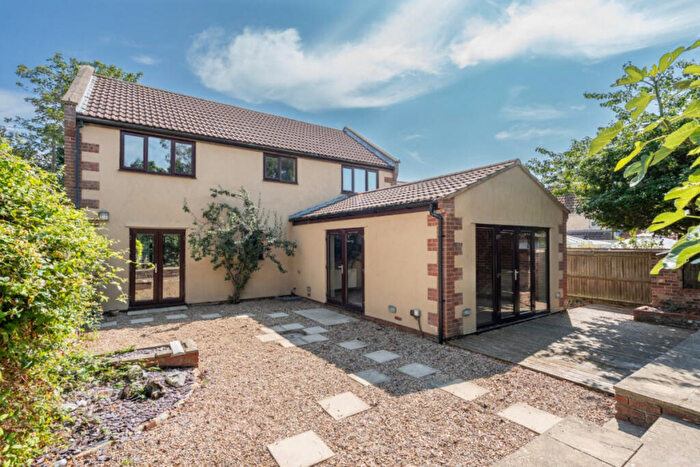 4 Bedroom Detached House For Sale In Clink Hill, West Caister, NR30