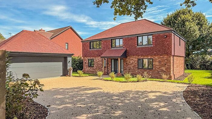 4 Bedroom Detached House For Sale In Angley Road, Cranbrook, TN17