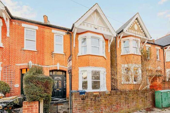 5 Bedroom Semi-Detached House To Rent In Grove Avenue, Hanwell, London, W7