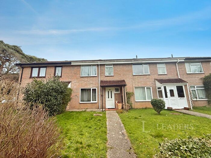 3 Bedroom House To Rent In Plantation Drive, Walkford, New Milton, BH23