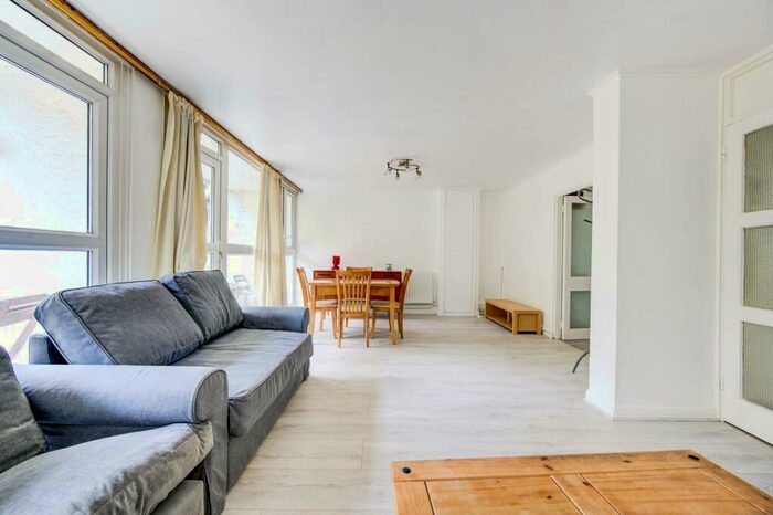 3 Bedroom Maisonette To Rent In Finborough Road, Chelsea, London, SW10