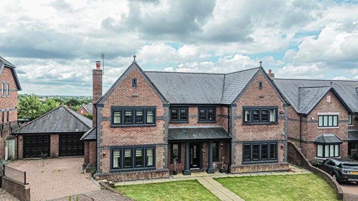 5 Bedroom Detached House For Sale In Saxon Close, Appleton, Warrington, WA4