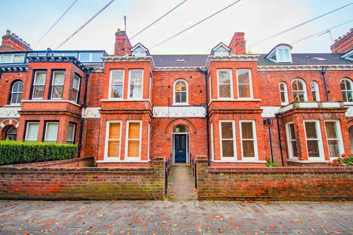 2 Bedroom Flat To Rent In Westbourne Avenue, Hull, HU5