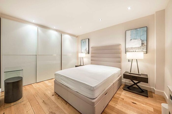 2 Bedroom Flat To Rent In Chesterfield Gardens, London, W1J