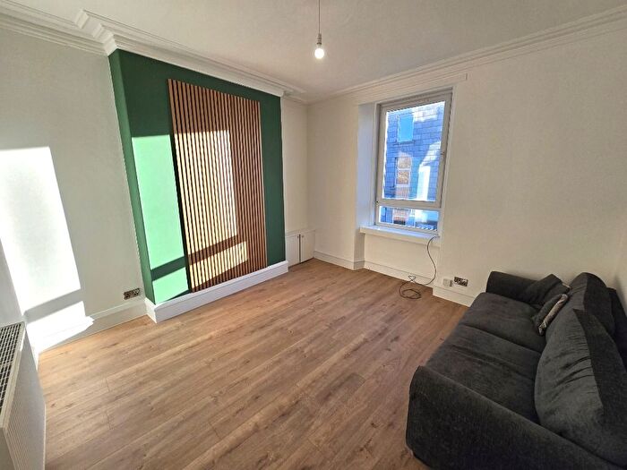 1 Bedroom Flat To Rent In Leadside Road, City Centre, Aberdeen, AB25