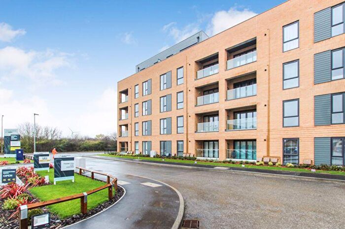 2 Bedroom Apartment To Rent In Winstar Drive, South Ockendon, RM15