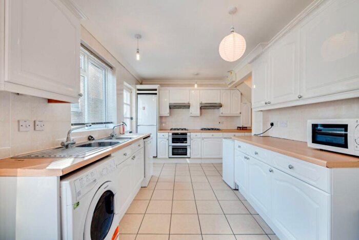 5 Bedroom House To Rent In Warwick Road, Canterbury, CT1