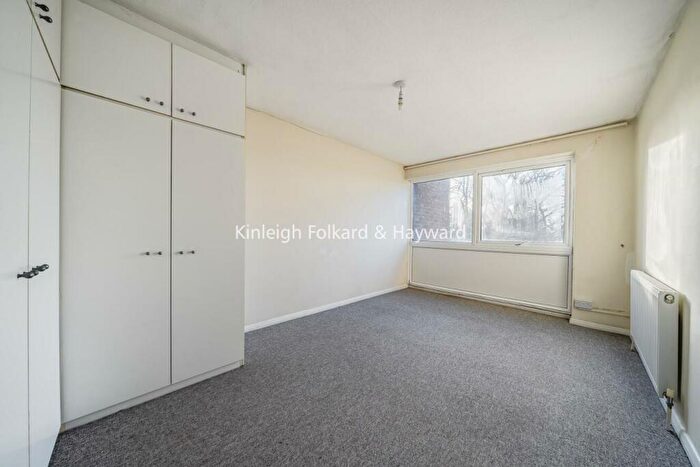 2 Bedroom Flat For Sale In Fortis Green, Muswell Hill, N2