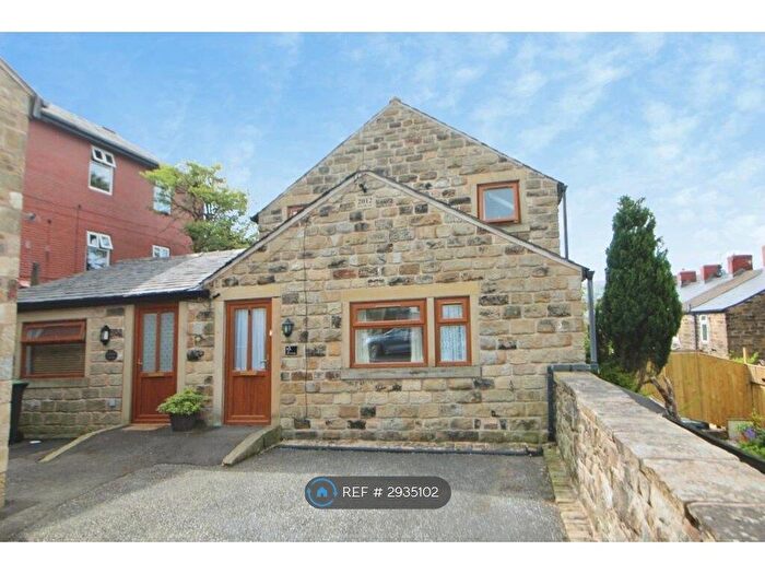 2 Bedroom Semi-Detached House To Rent In Albert St, Glossop, SK13