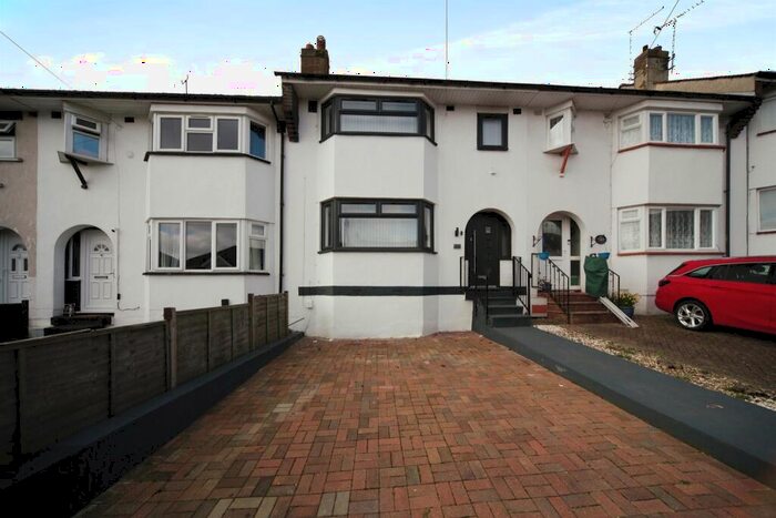 3 Bedroom House To Rent In Wilsden Avenue, Luton, LU1