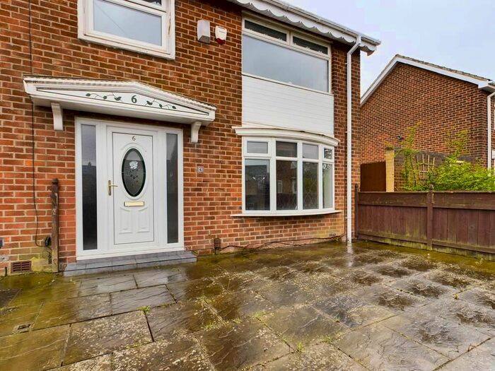 3 Bedroom Semi-Detached House To Rent In Frimley Avenue, Middlesbrough, TS3