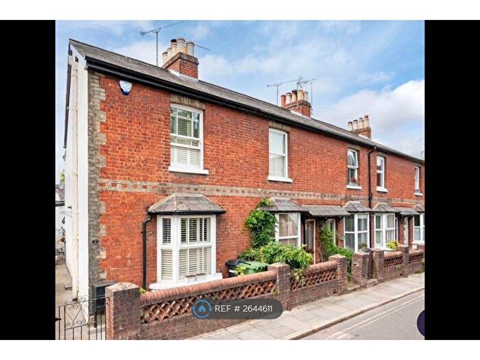 2 Bedroom End Terrace House To Rent In North St, Dorking, RH4
