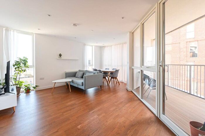 2 Bedroom Flat For Sale In Discovery Tower, Canning Town, London, E16