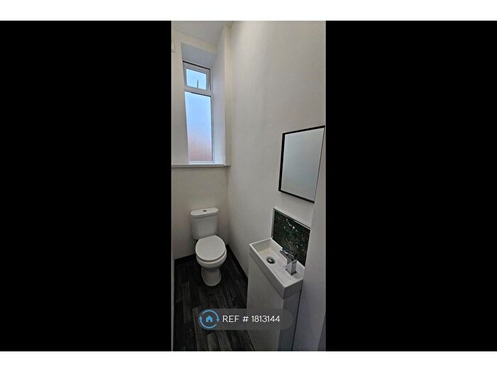 1 Bedroom Flat To Rent In King Edward Street, Hull, HU1