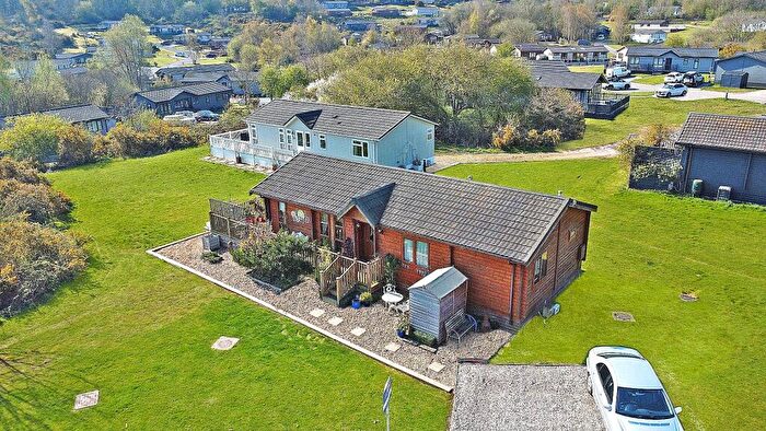 3 Bedroom Park Home For Sale In Warren Lodge Park, Woodham Walter, CM9