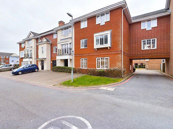1 Bedroom Apartment To Rent In Coleridge Drive, Ruislip, HA4