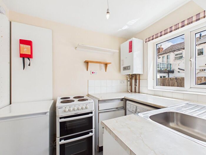 1 Bedroom Apartment To Rent In Park Street, Cheltenham, GL50