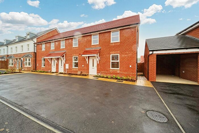 3 Bedroom End Of Terrace House To Rent In Bedroom End Of Terrace House In Dragon Way Sturry, CT2