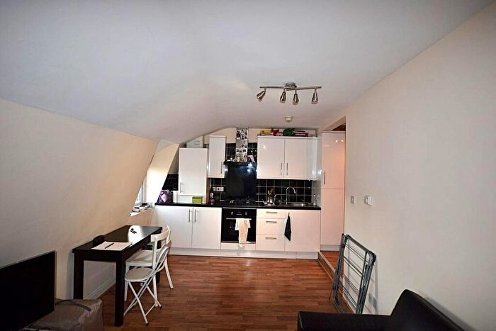 1 Bedroom Flat To Rent In Pratt Street, London, NW1