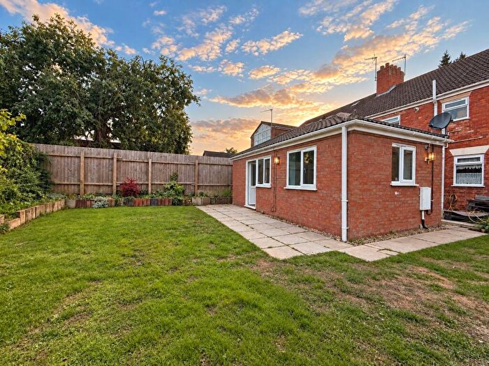 1 Bedroom Bungalow To Rent In Eastfield Road, Peterborough, PE1