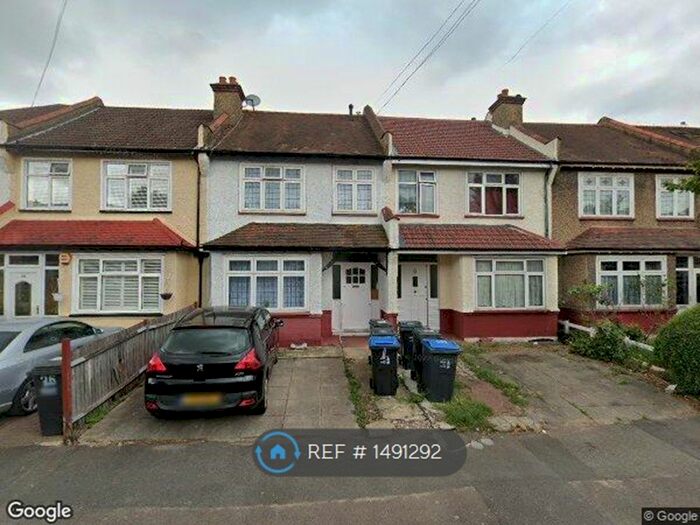 3 Bedroom Terraced House To Rent In Linden Avenue, Thornton Heath, CR7