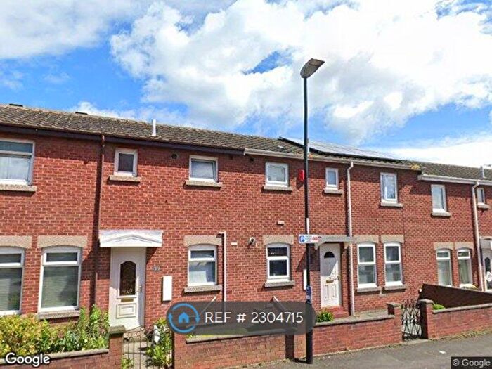 3 Bedroom Flat To Rent In Morgan Street, Sunderland, SR5
