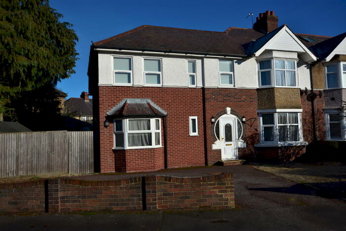 5 Bedroom Semi-Detached House To Rent In Westbury Crescent, Oxford, OX4