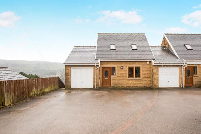 5 Bedroom Semi Detached House For Sale In Bright Street, Sowerby Bridge, HX6