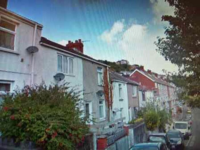 2 Bedroom Property To Rent In Jones Terrace, Mount Pleasant, Swansea, SA1