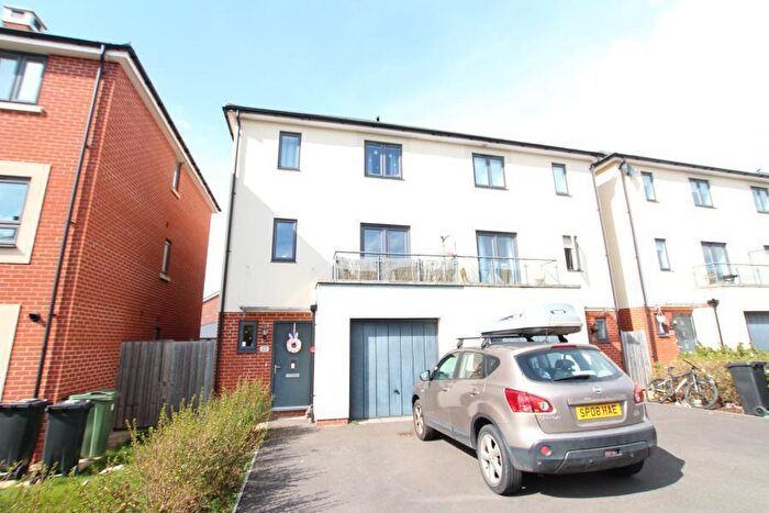 6 Bedroom House To Rent In Slade Baker Way, Bristol, BS16